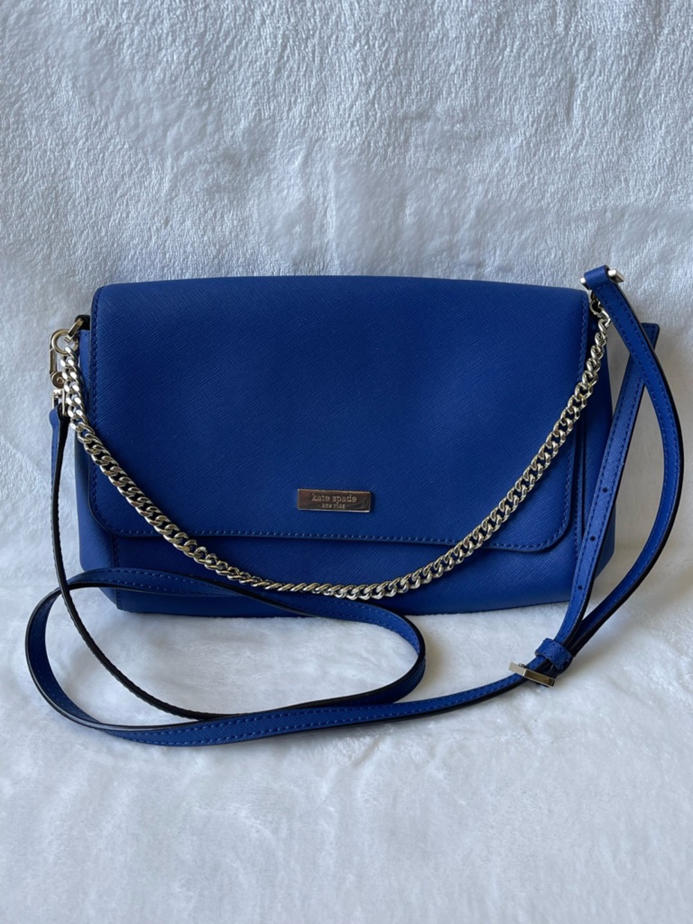 Kate Spade Crossbody Purse 100% Leather in Blue  Minimalist Preppy